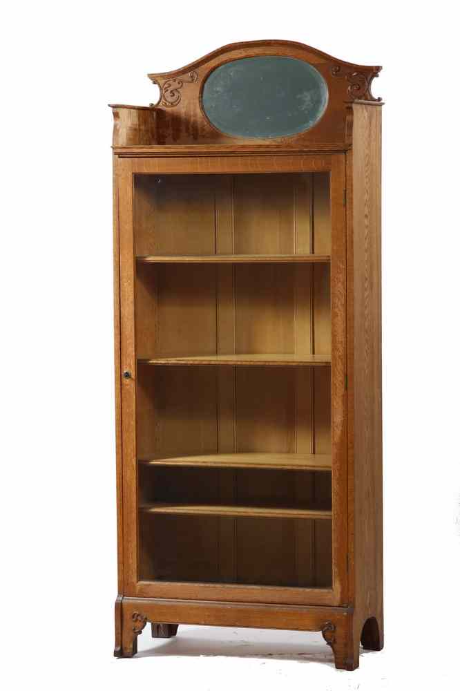 Appraisal: CURIO CABINET - Circa golden oak single door curio cabinet