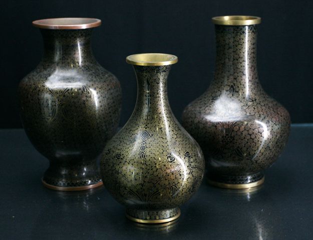 Appraisal: Three Chinese cloisonne vases of various form