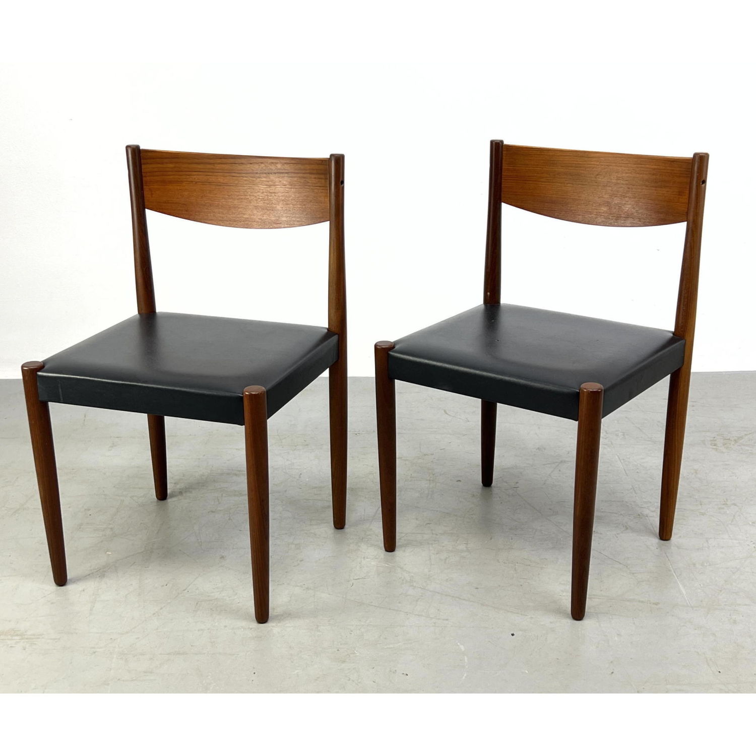 Appraisal: Poul Volther Dining Side Chairs Danish Modern Dimensions H inches