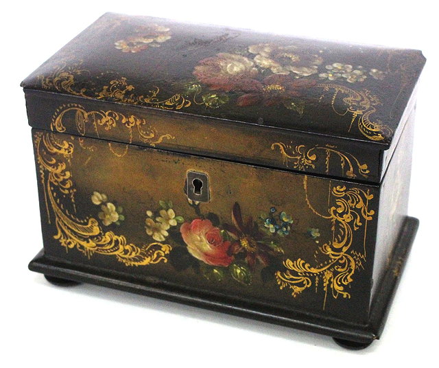 Appraisal: AN EARLY VICTORIAN PAPIER MACHE RECTANGULAR TEA CADDY with hand