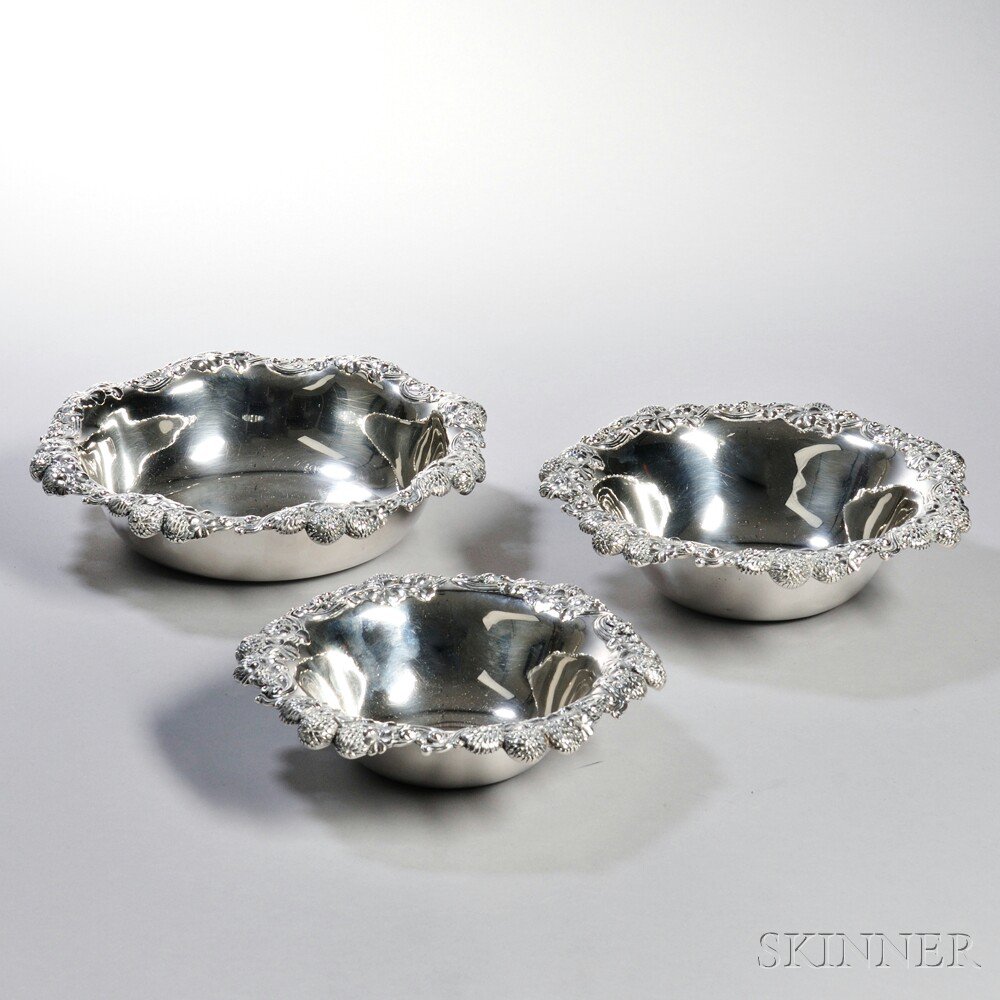 Appraisal: Three Tiffany Co Clover Pattern Sterling Silver Bowls New York