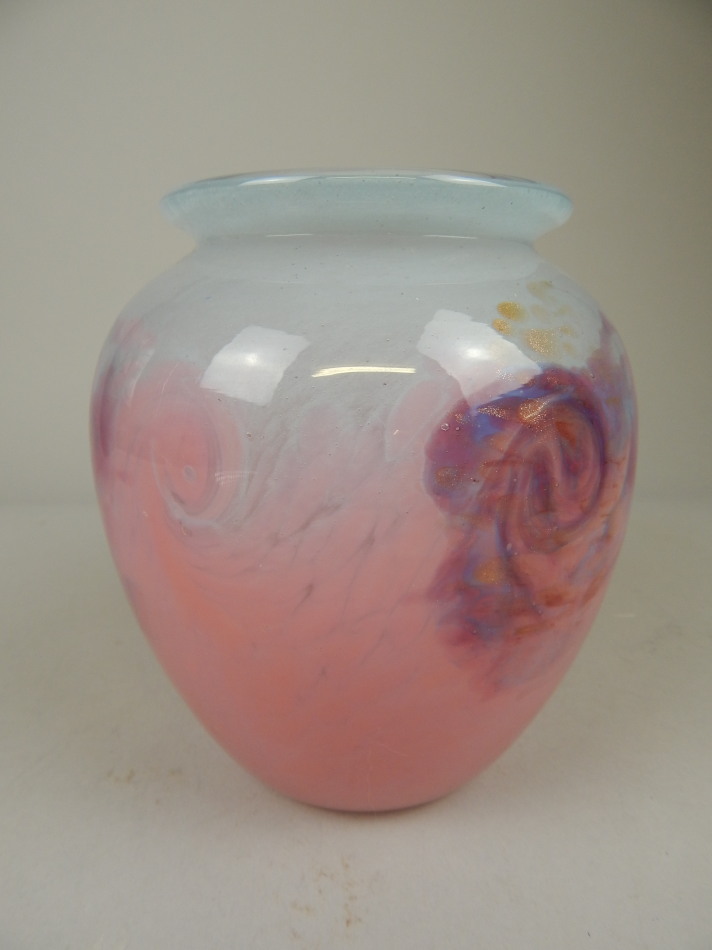 Appraisal: A Monart type vase with typical mottled decoration in pink