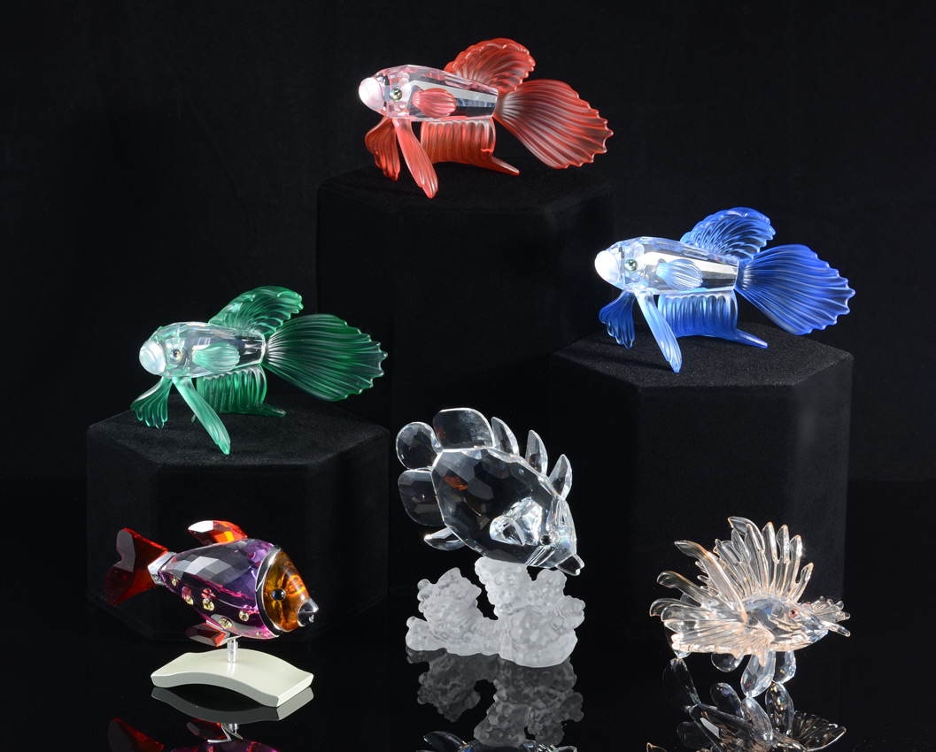 Appraisal: SWAROVSKI CRYSTAL FISH FIGURINES piece to include BUTTERFLY FISH Michael