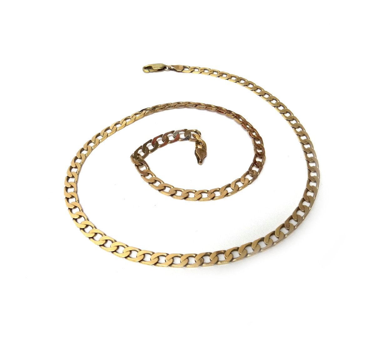 Appraisal: A ct gold faceted curb link neckchain on a sprung