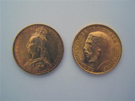 Appraisal: GB A Victorian Jubilee head sovereign and another M GF