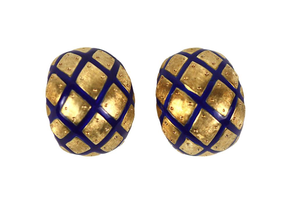 Appraisal: LADIES KT YELLOW GOLD AND BLUE ENAMEL EARRINGSMarked Italy K