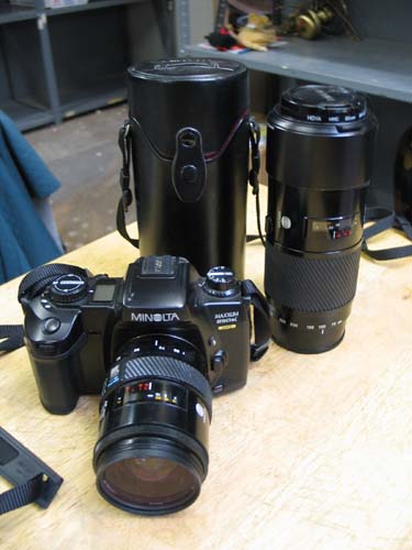 Appraisal: A MINOLTA MAXXUM SI MM SINGLE LENS REFLEX CAMERA with