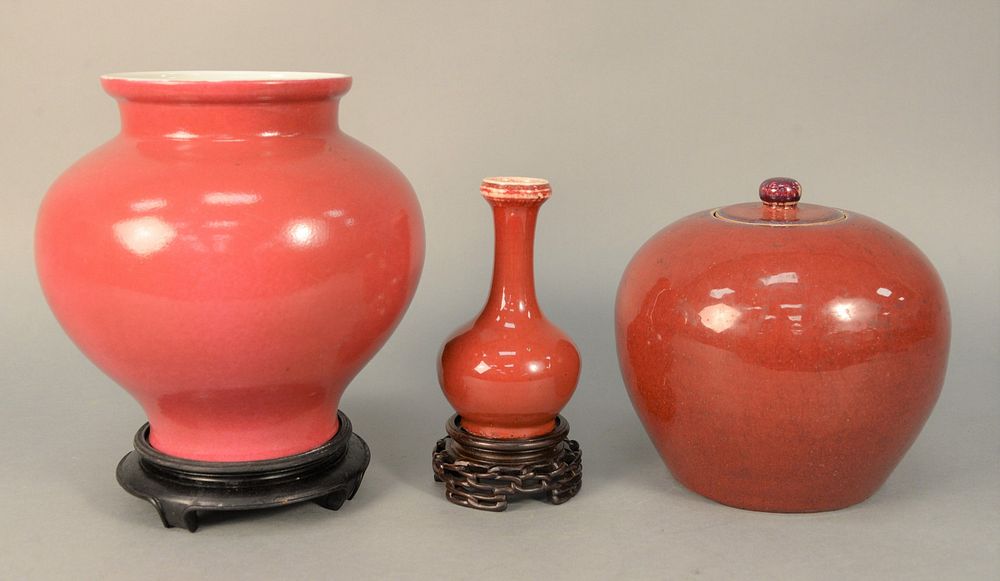 Appraisal: Three-piece Chinese Porcelain Lot to include Chinese rose glazed vase