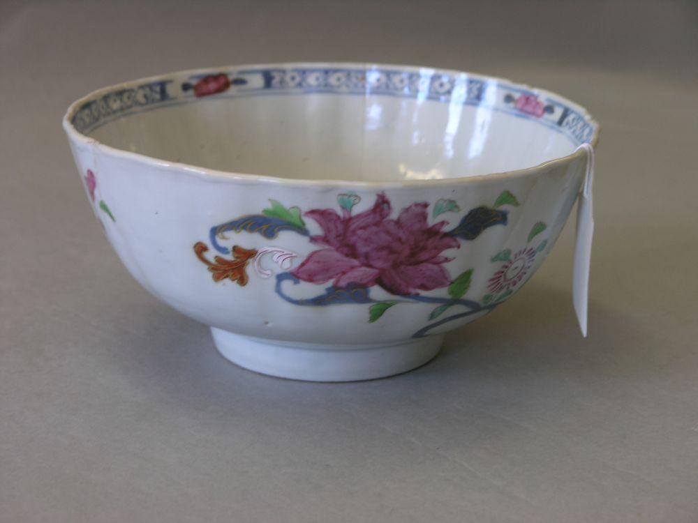 Appraisal: An th century Chinese porcelain bowl reeded form painted with