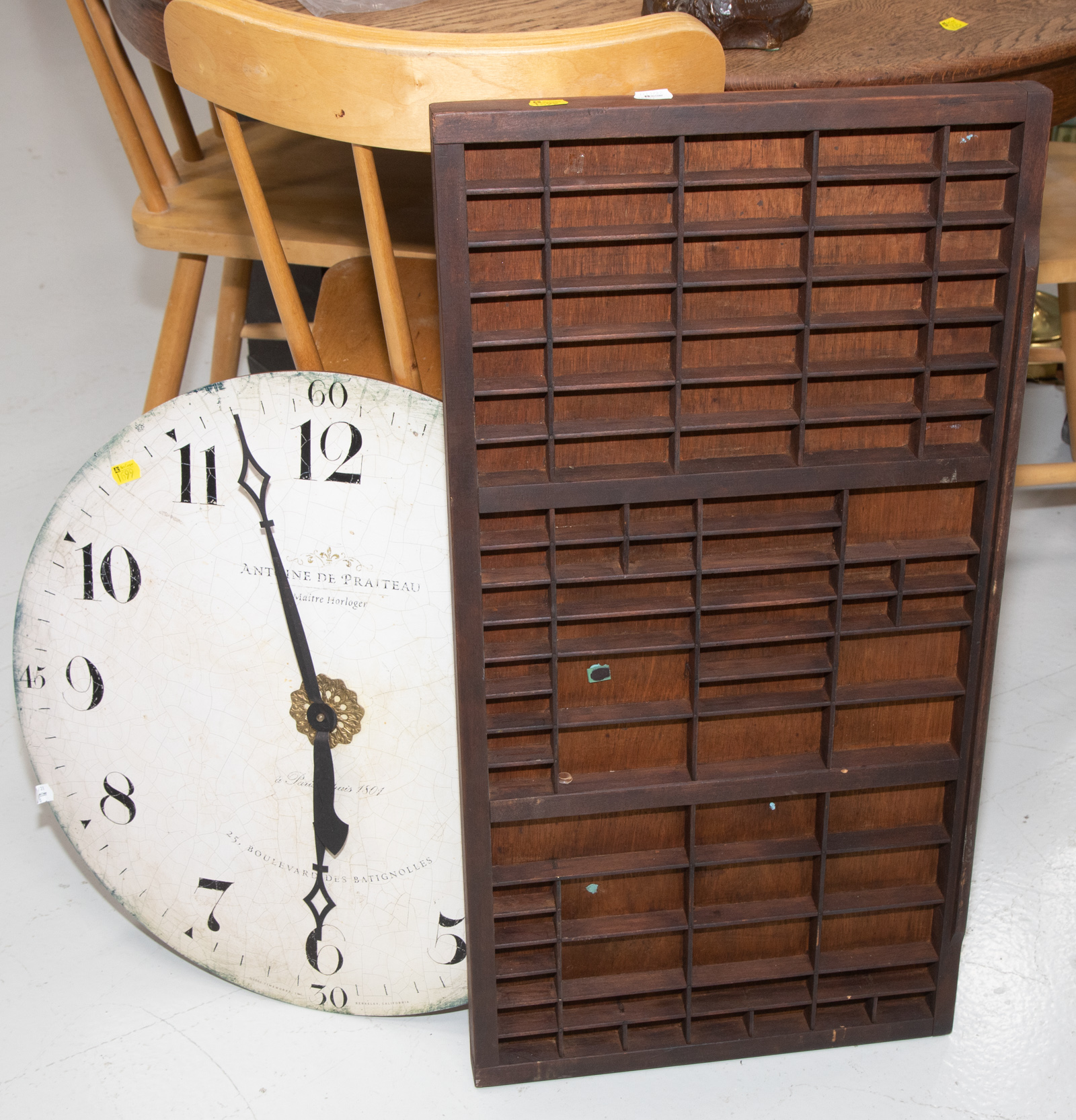 Appraisal: PRINTER'S TYPE TRAY DECORATIVE FRENCH CLOCK Comprising a wooden tray