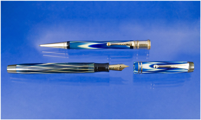 Appraisal: Parker True blue set with wrong nib boxed colour good