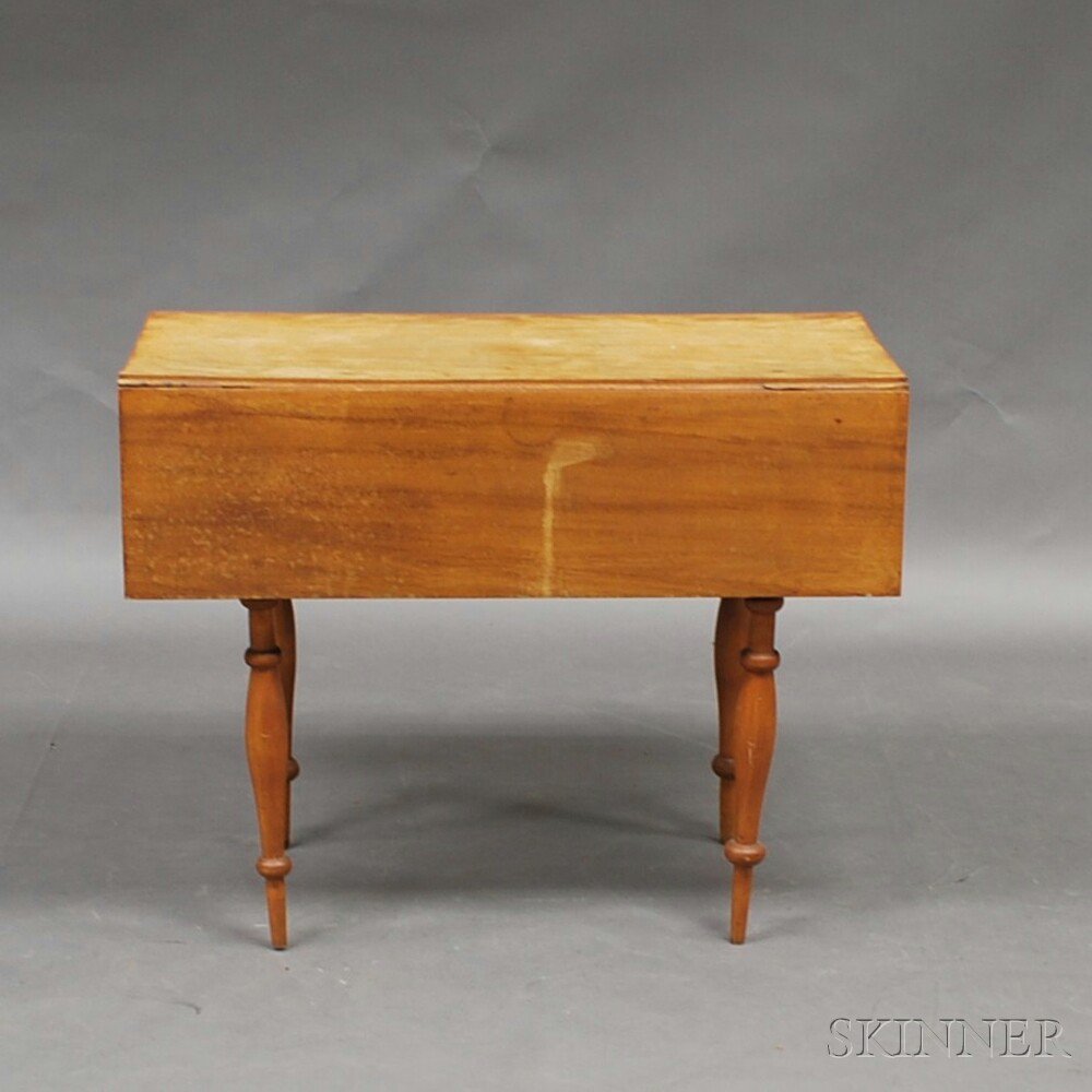 Appraisal: Federal Maple Drop-leaf Table possibly Canada early th century the