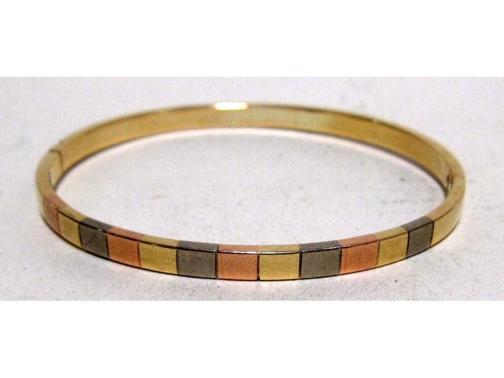 Appraisal: Fourteen carat tri colour gold bangle Approx gms