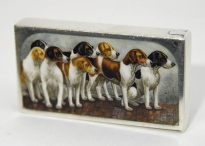 Appraisal: A VICTORIAN ENAMEL VESTA CASE of oblong form the front