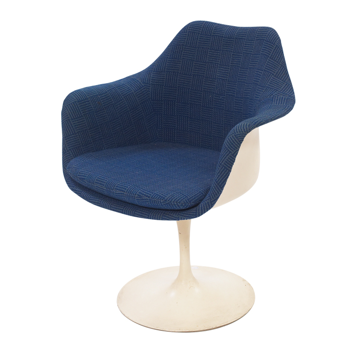 Appraisal: Eero Saarinen Tulip dining chair by Knoll original blue wool