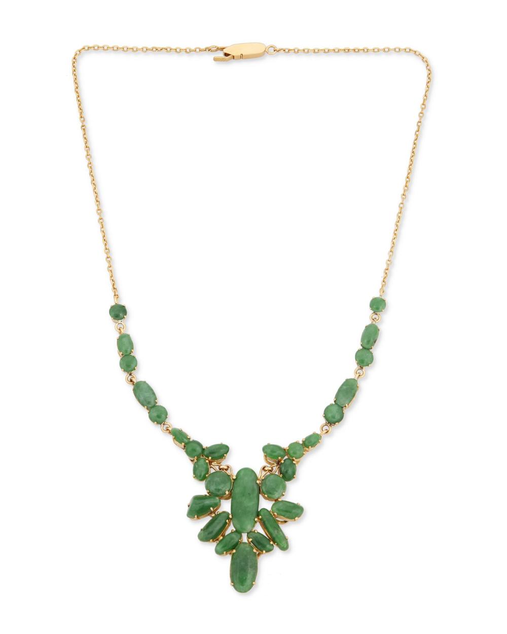 Appraisal: A JADE NECKLACEA jade necklace k yellow gold Comprising an