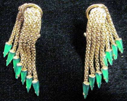 Appraisal: karat yellow gold 'fring e' earrings Articulated fring e French