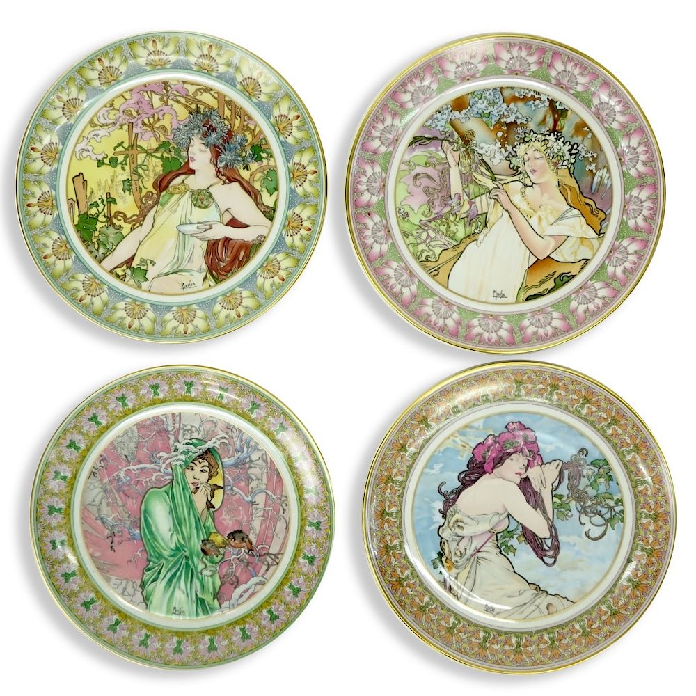 Appraisal: Set of Four Hutschenreuther Porcelain Plates Set of Four Hutschenreuther