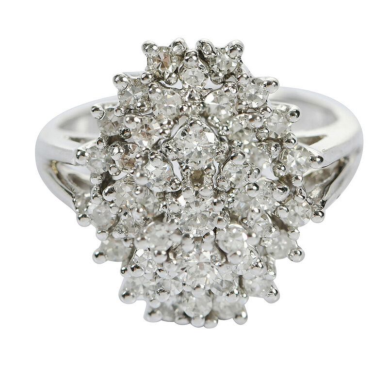 Appraisal: kt Diamond Cluster Ring approx round brilliant and single cut