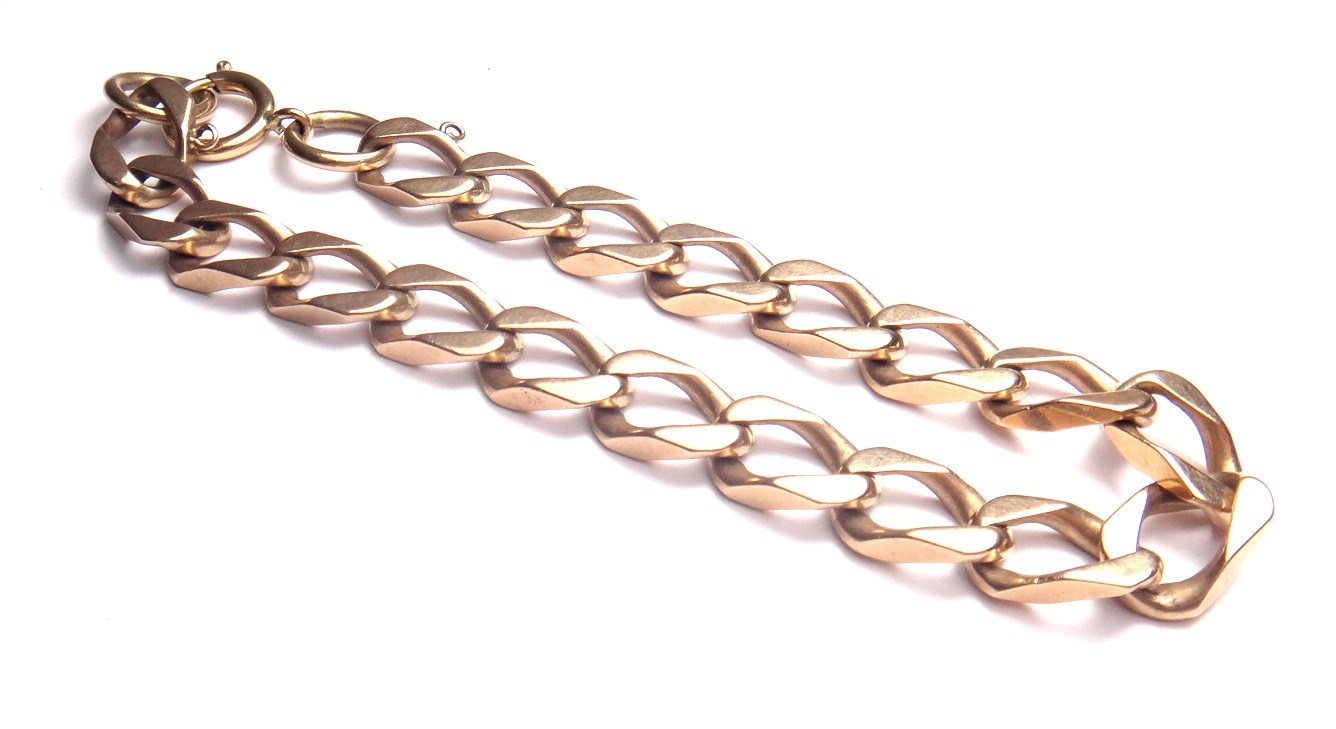 Appraisal: A ct gold faceted curb link bracelet with a boltring