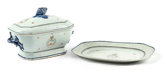 Appraisal: A Chinese Export Porcelain Tureen and Platter Width of platter