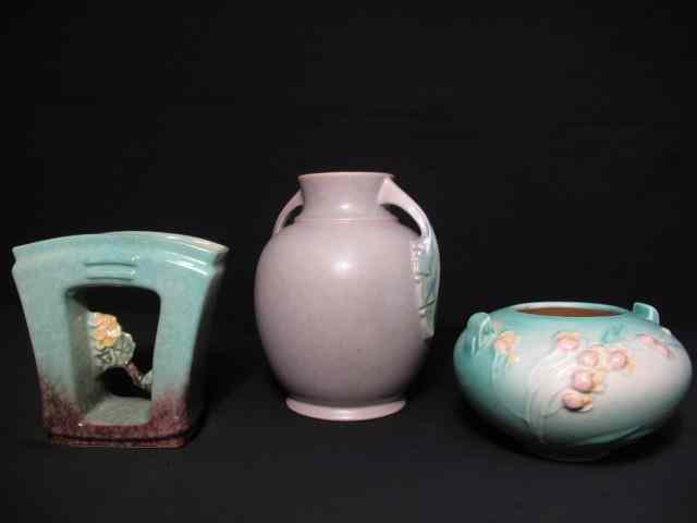 Appraisal: Group lot assorted Roseville art pottery vases and bowl Includes