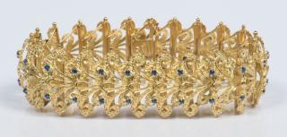 Appraisal: Brazilian K Link Bracelet K yellow gold bracelet of satin