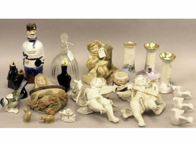 Appraisal: Collection of miscellaneous porcelain glass and chalkware Estimate -