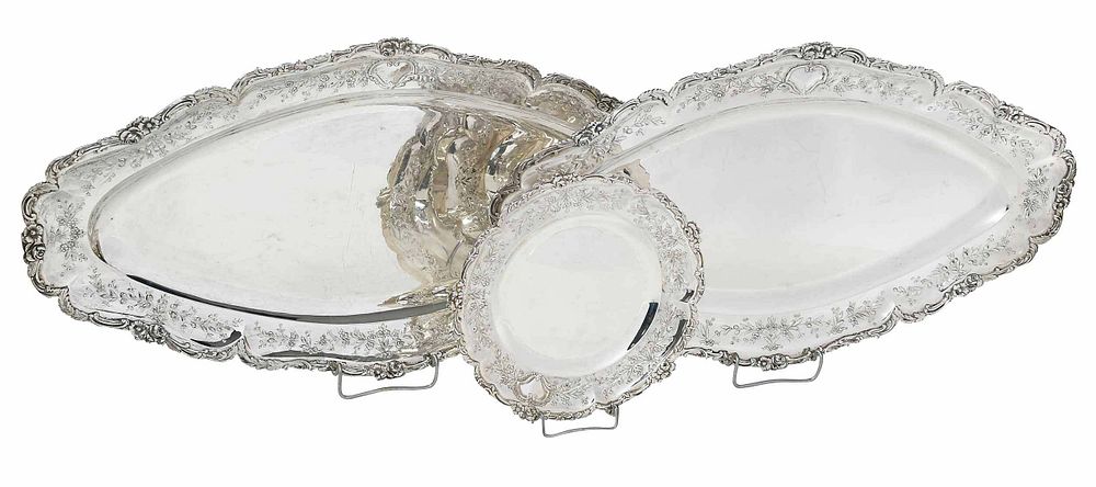 Appraisal: Continental Silver Trays and Plate th century all with scalloped