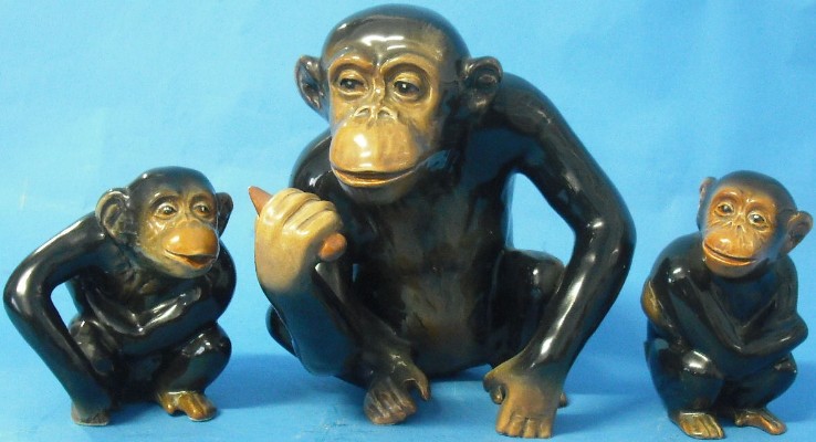 Appraisal: Sylvac set of seated Chimps largest height cm smaller one