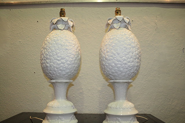 Appraisal: A PAIR OF TH CENTURY ITALIAN CERAMIC TABLE LAMPS in