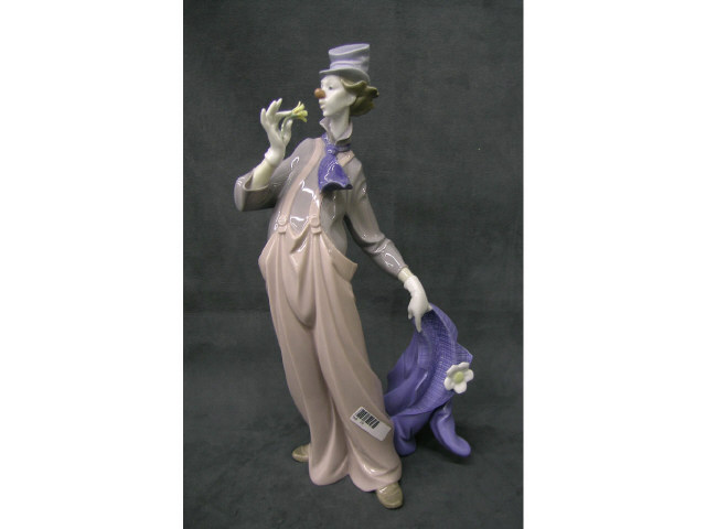 Appraisal: Lladro Porcelain A Mile of Style clown figure depicting clown