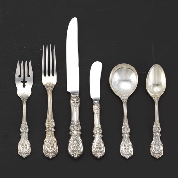 Appraisal: REED BARTON STERLING CUTLERY SERVICE FOR TWELVE FRANCIS I PATTERN