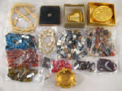 Appraisal: A mixed lot including hard stone and costume jewellery necklaces