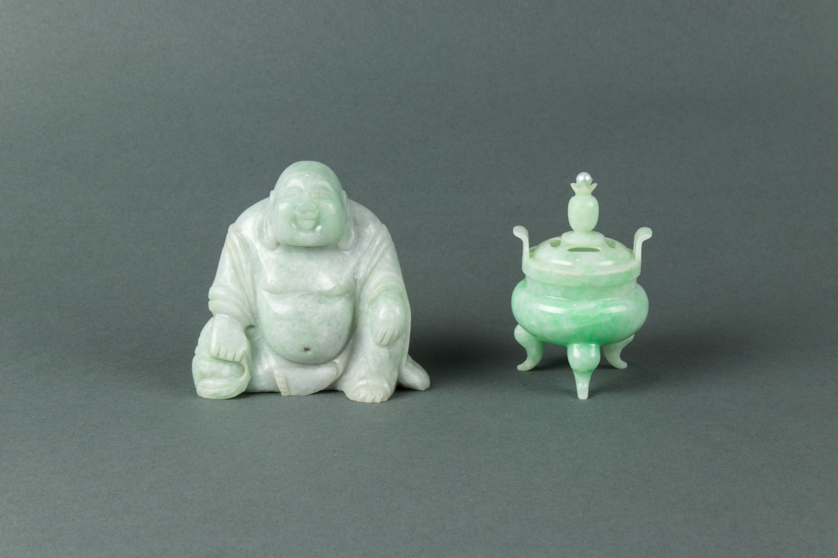 Appraisal: LOT OF CHINESE JADEITE CARVINGS lot of Chinese jadeite carvings