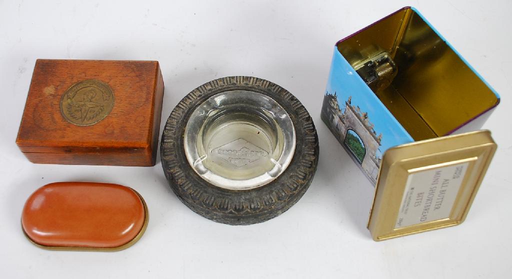 Appraisal: OAK TABLE CIGARETTE BOX applied with an embossed metal disc