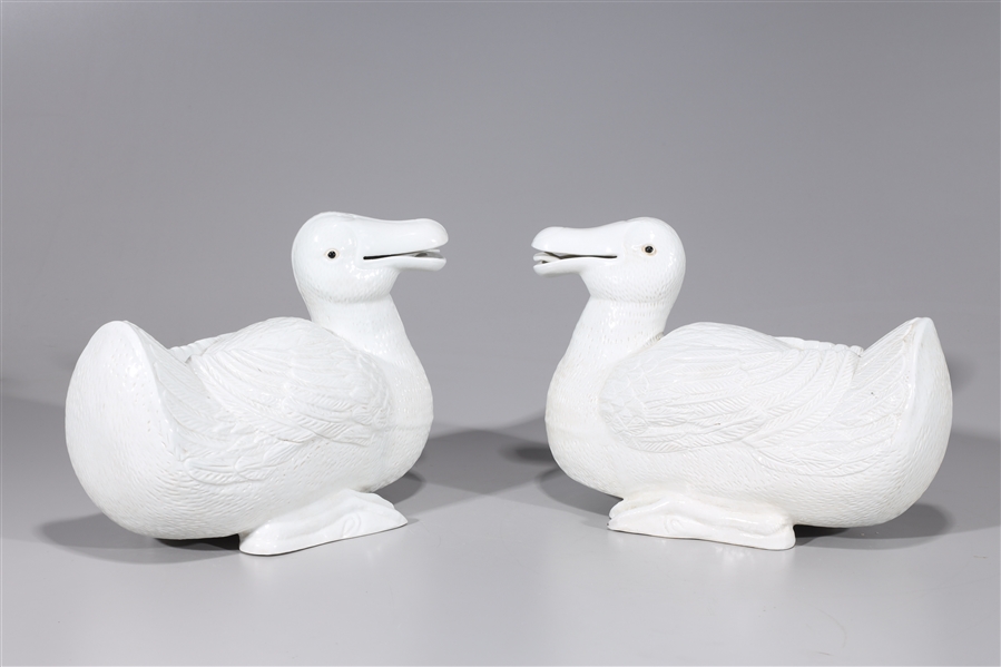 Appraisal: Pair of Chinese white glazed porcelain ducks each with seal