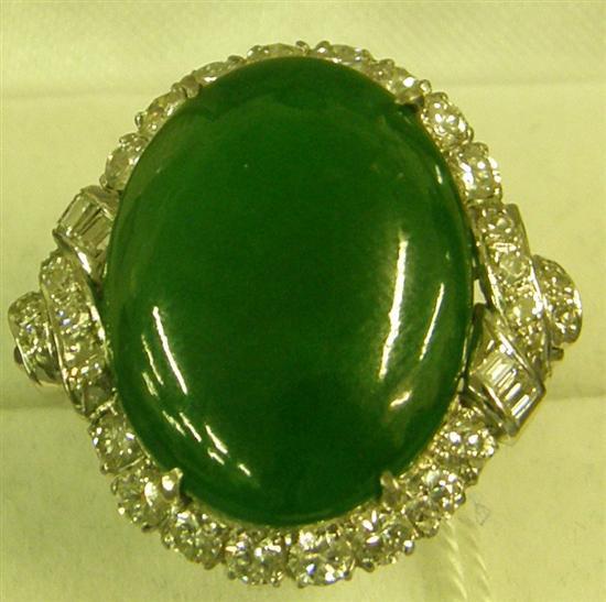 Appraisal: A DIAMOND AND JADE SET RING