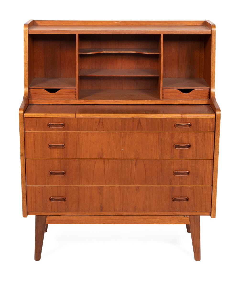 Appraisal: POUL HUNDEVAD DANISH MODERN TEAK VANITY MID- TH CENTURY HEIGHT