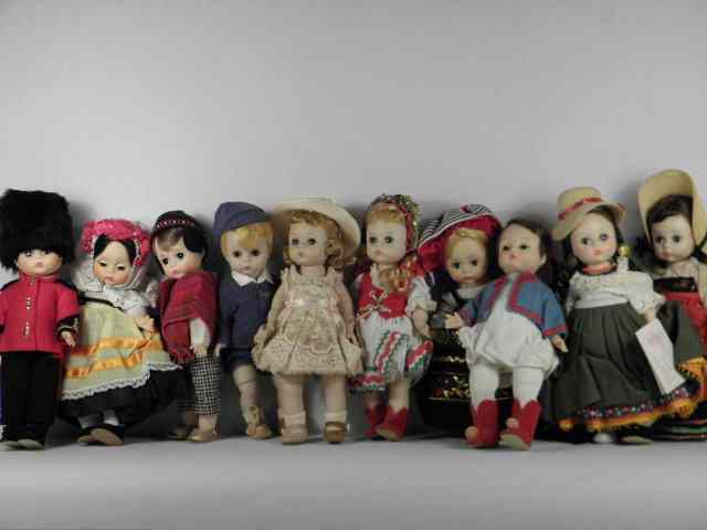 Appraisal: Lot of ten vintage Madame Alexander country dolls Includes ''Peruvian