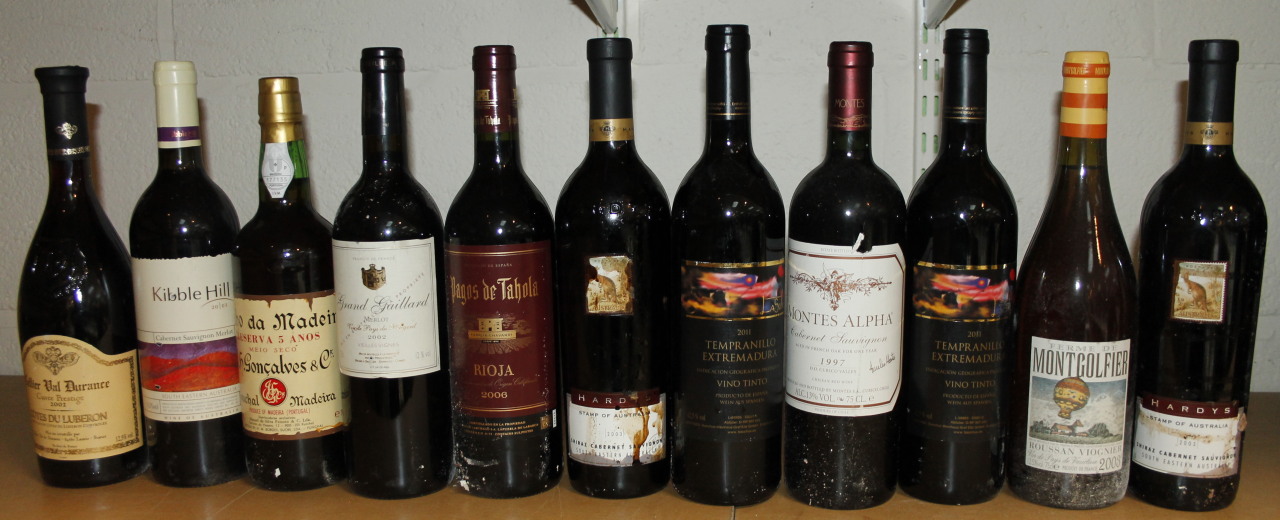 Appraisal: Various alcohol etc to include red wine Hardys Cabernet Sauvignon