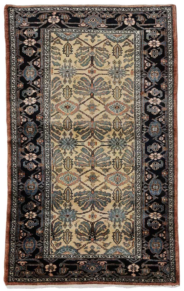 Appraisal: Hamadan Rug Persian late th century repeating connected floral designs