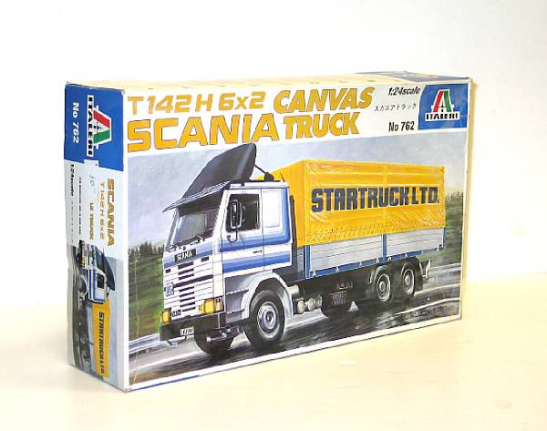 Appraisal: Plastic model truck kits Lot of plastic th scale boxed