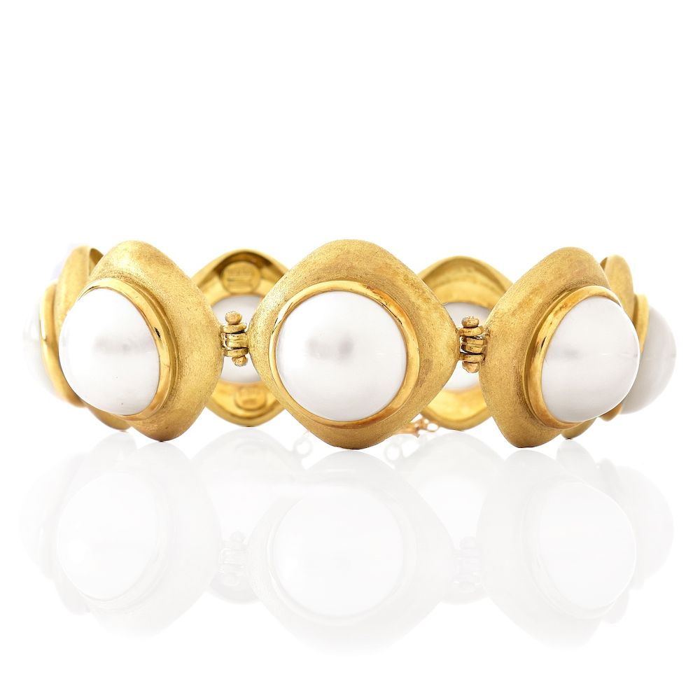 Appraisal: Italian Mabe Pearl and K Gold Bracelet Italian Mabe Pearl