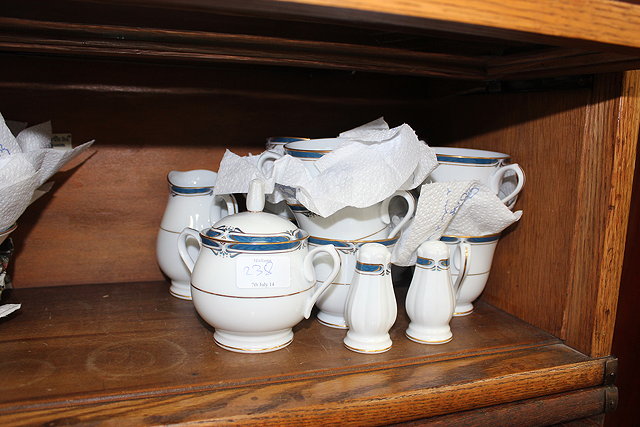 Appraisal: A NORITAKE IMPRESSION PATTERN DINNER AND TEA SERVICE with twelve