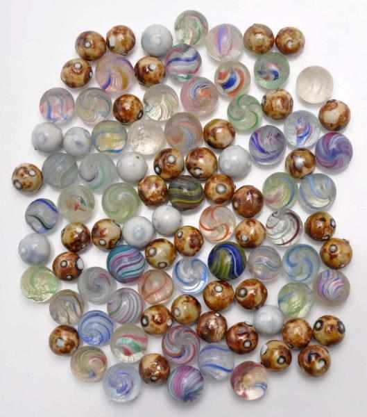 Appraisal: Lot of Approximately Pewee Marbles Description Includes Benningtons swirls six