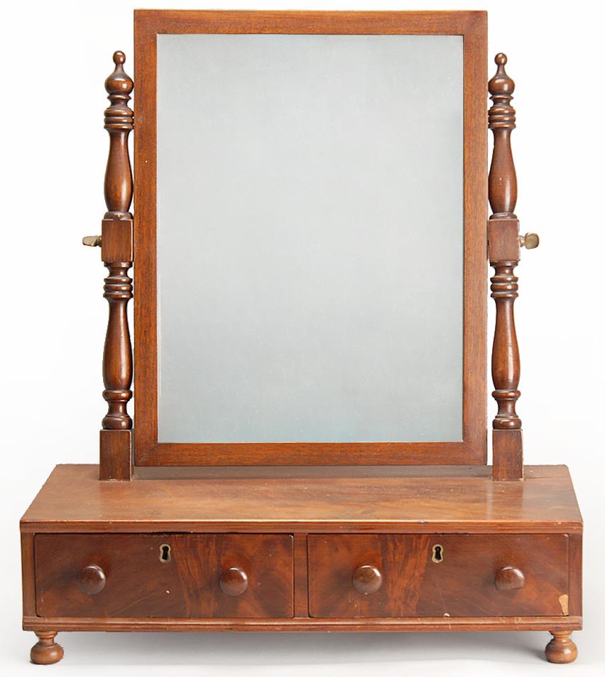 Appraisal: ANTIQUE AMERICAN SHERATON SHAVING MIRROR in mahogany Mirror with turned