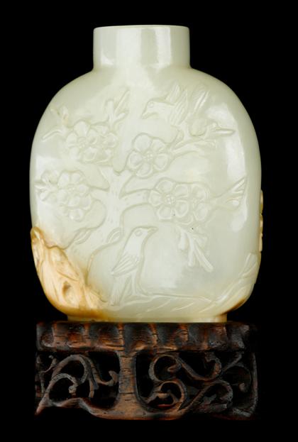 Appraisal: Large and fine Chinese white jade snuff bottle th century