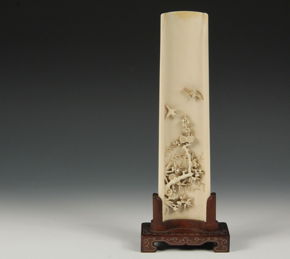 Appraisal: CHINESE IVORY WRIST REST - th c Carved Ivory Wrist