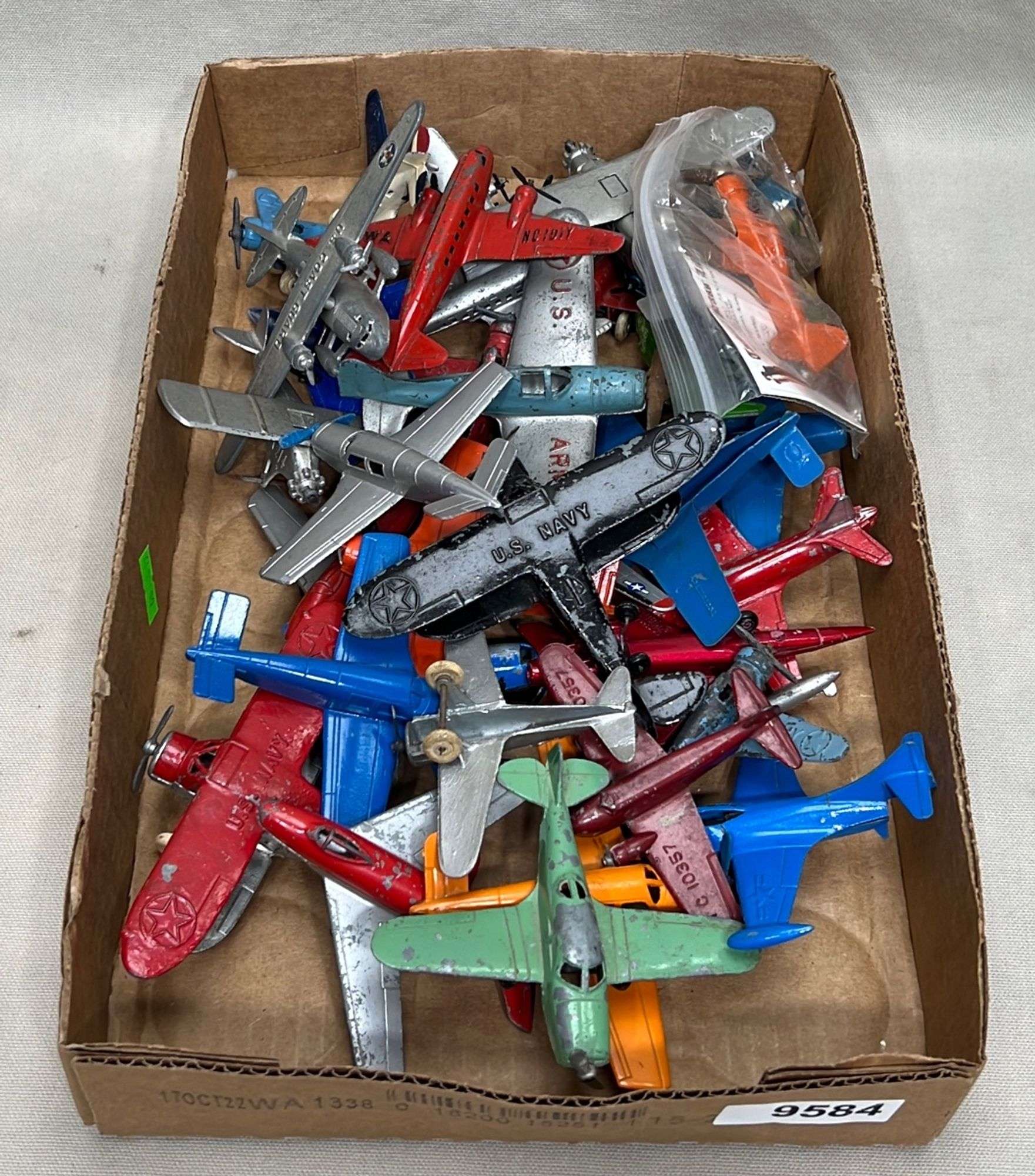 Appraisal: Generous lot of vintage toy airplanes